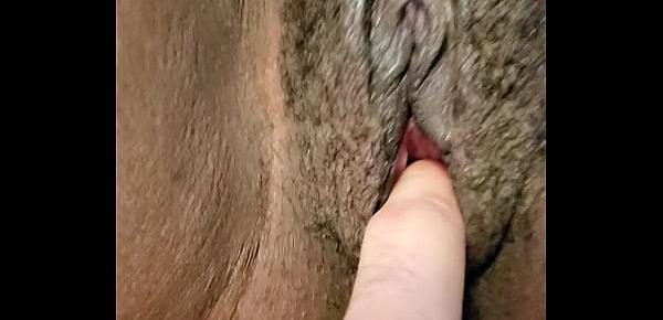  playing whit my wife pussy